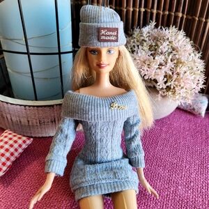 1999 Vtg BLONDE Hair Barbie Can Retract Knee-Redress